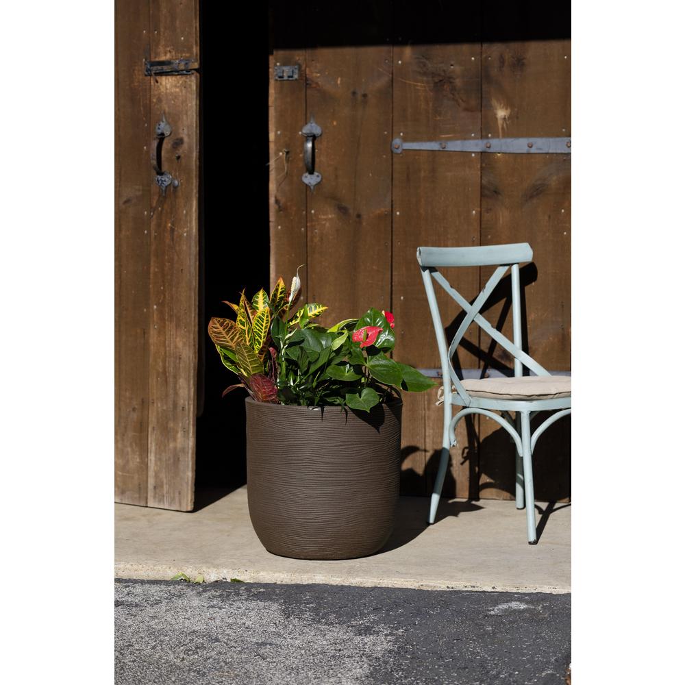 17.75" Round Planter, Brown