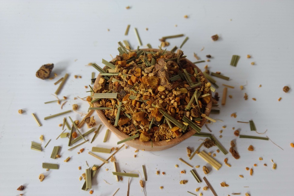 Turmeric Ginger Tea Blend