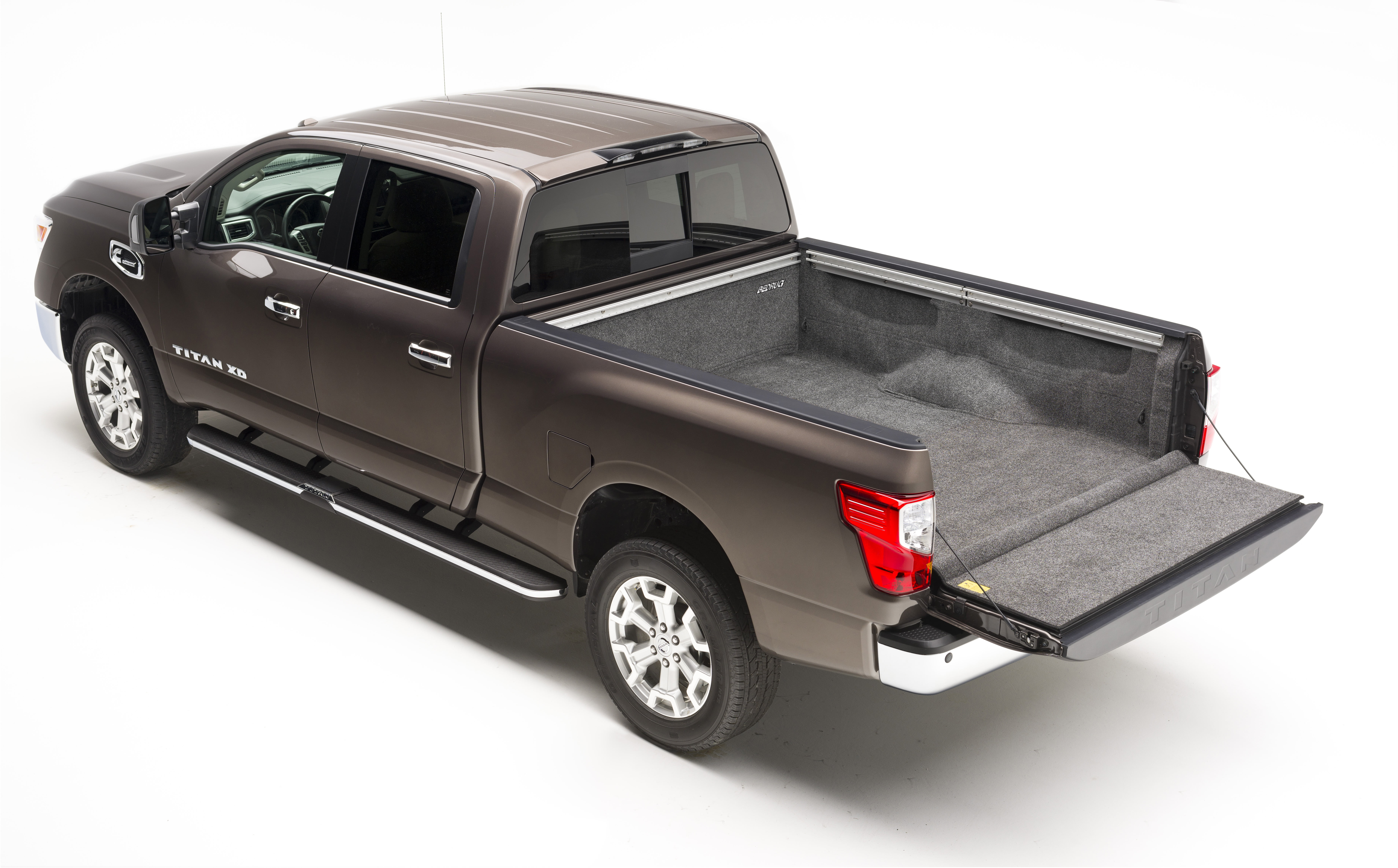 04C TITAN/16C TITAN XD EXT CAB BED RUG