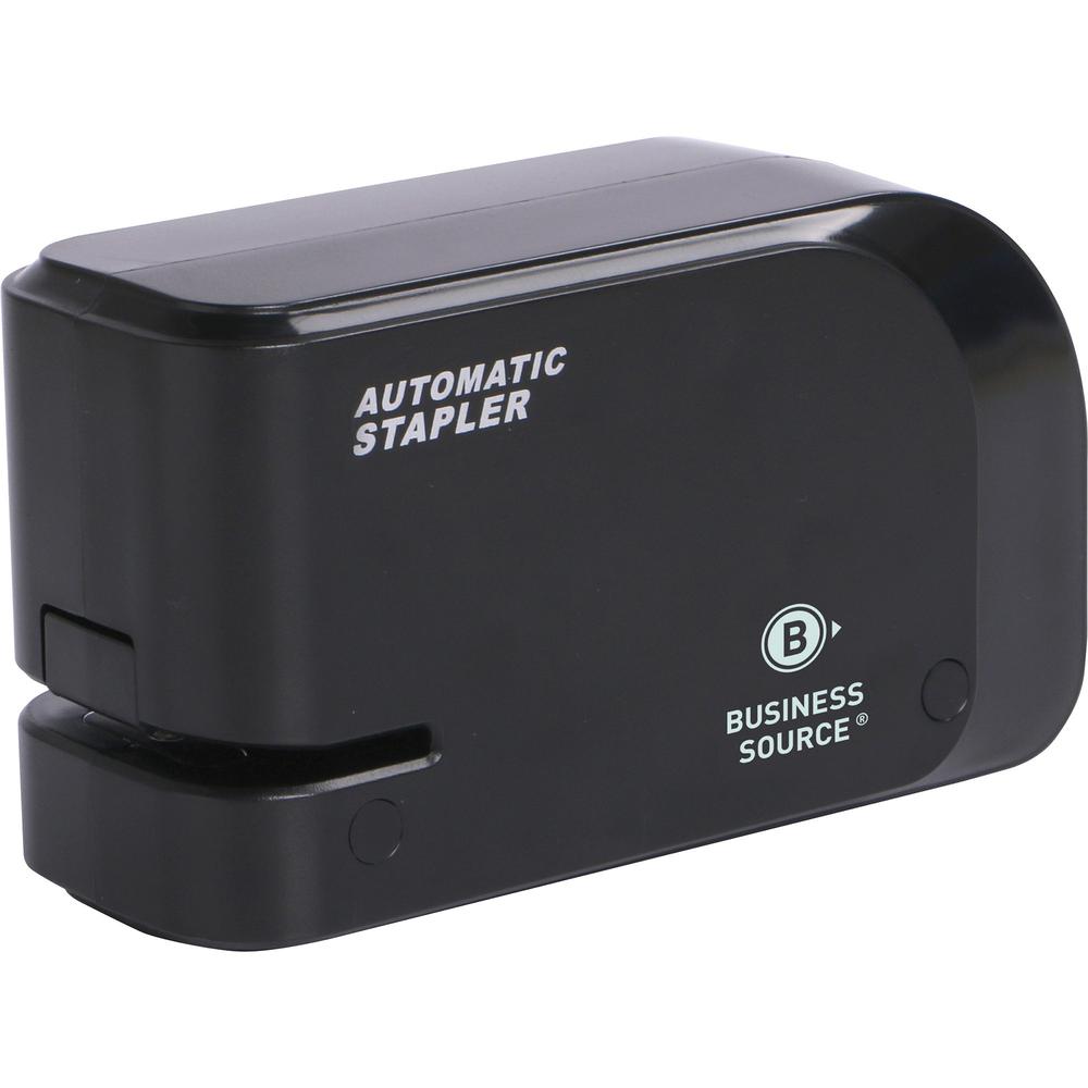 Business Source Electric Stapler - 20 Sheets Capacity - 105 Staple Capacity - Half Strip - 24/6mm, 26/6mm Staple Size - 2 x AA B