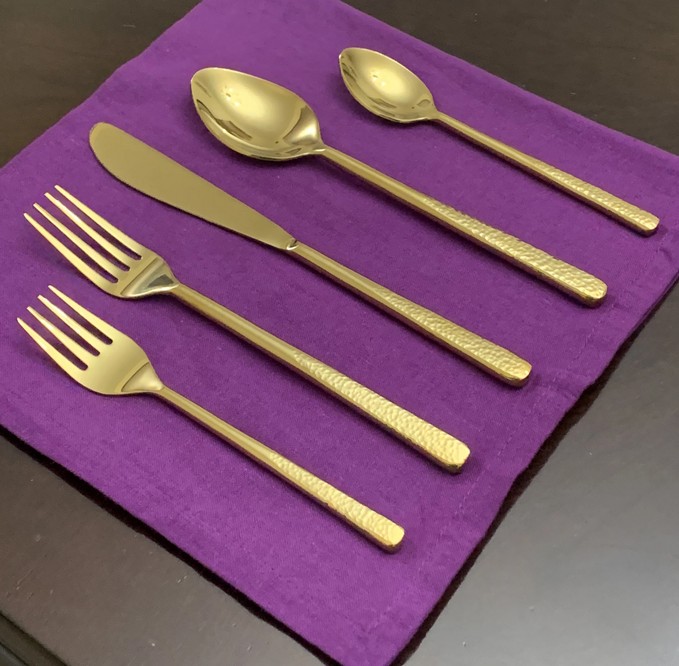 Vibhsa 20 Piece Gold Flatware Set, Service for 4