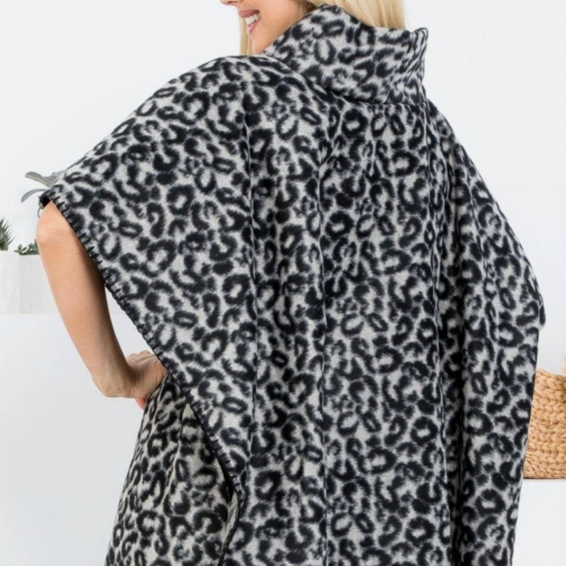 Turtle Neck Leopard Print Poncho