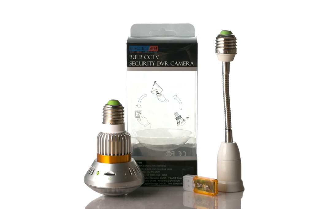 Optimum Security - iBulb Motion Detect Surveillance Nightvision Camera