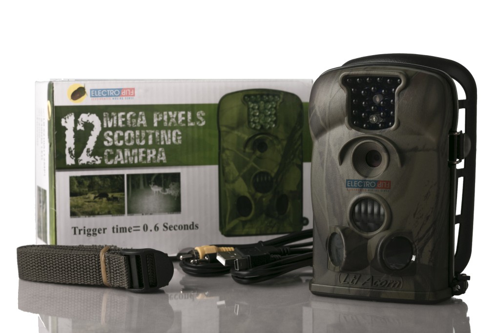High Quality Video Recording w/ Hunting Trail Game Camera