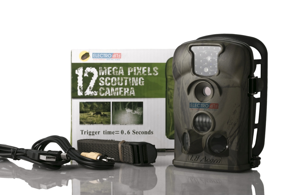 High Resolution Infrared Trail Camera Waterproof Motion Detect Built-in Screen