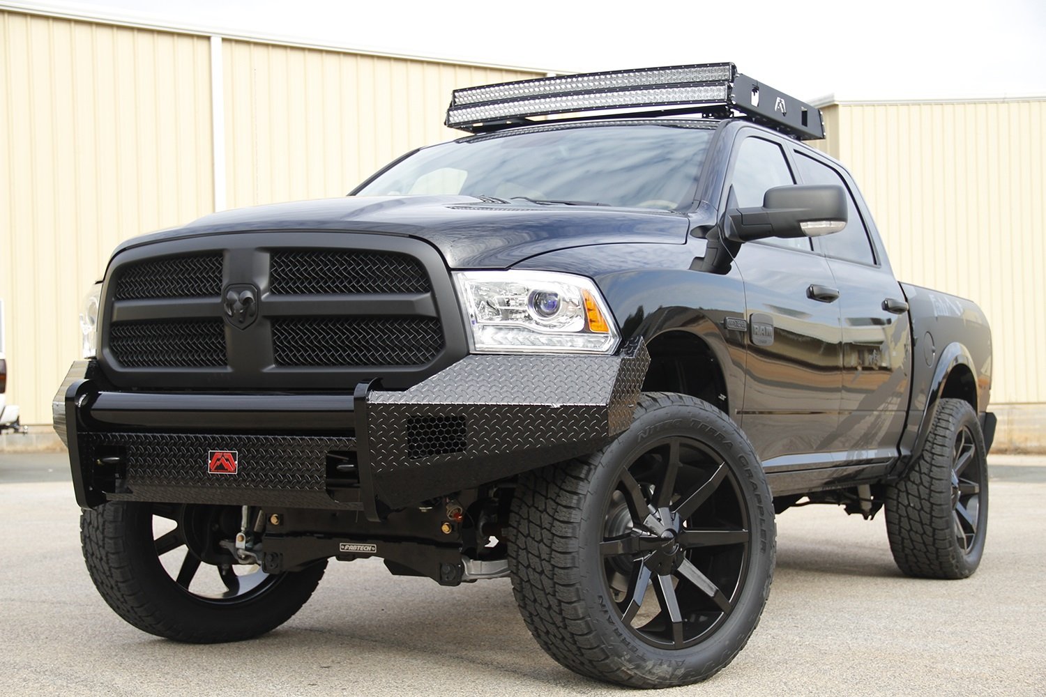 09-13 RAM 1500 BLACK STEEL N0 GUARD W/ TOW HOOKS