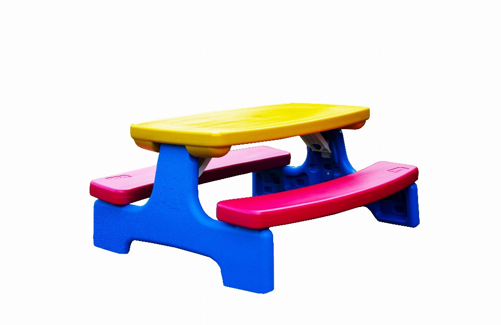 JustForKids 10010 Weatherproof Kids Outdoor Picnic Table