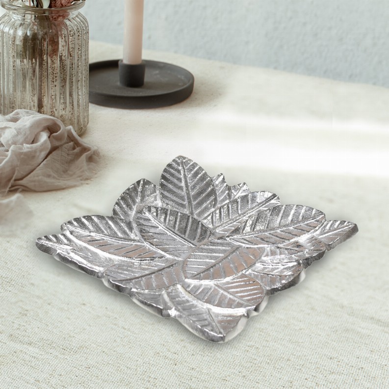 Handmade Decorative Silver Color Coated Aluminium Tray - 6.88 x 6.88 x 0.78cm Silver