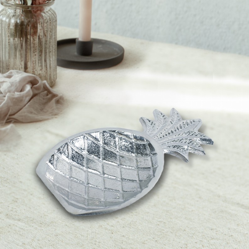 Handmade Decorative Silver Color Coated Aluminium Tray - 7.2 x 3.93 x 0.78cm Silver