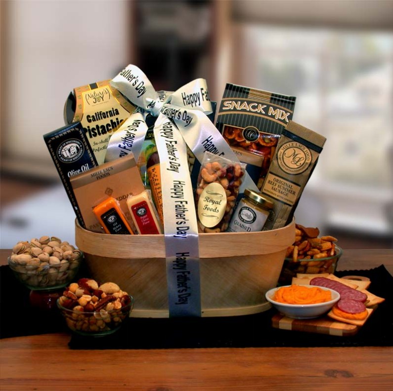 Father's Day Gifts - 14x10x8 inFather's Day Gourmet Nut & Sausage Assortment