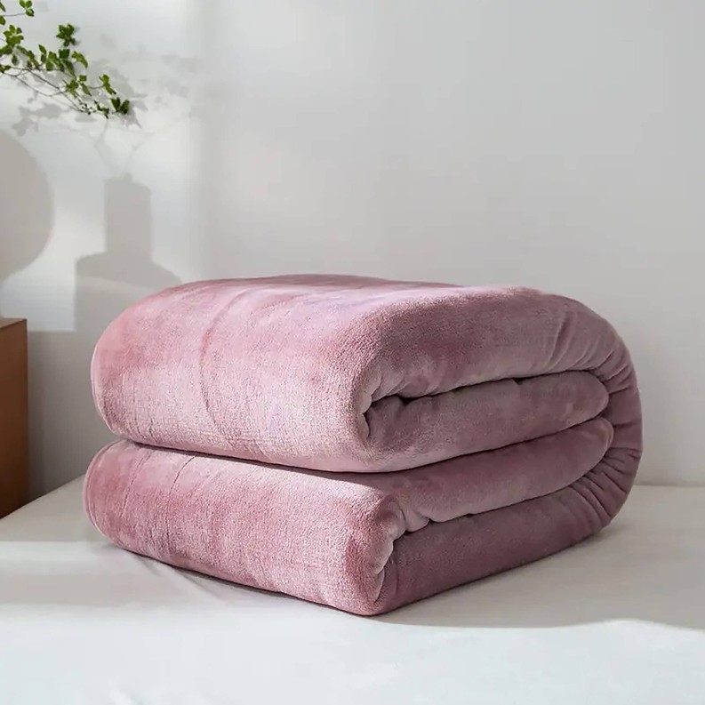 Super Soft Plush Warm Cozy Bed Throw Flannel Blanket