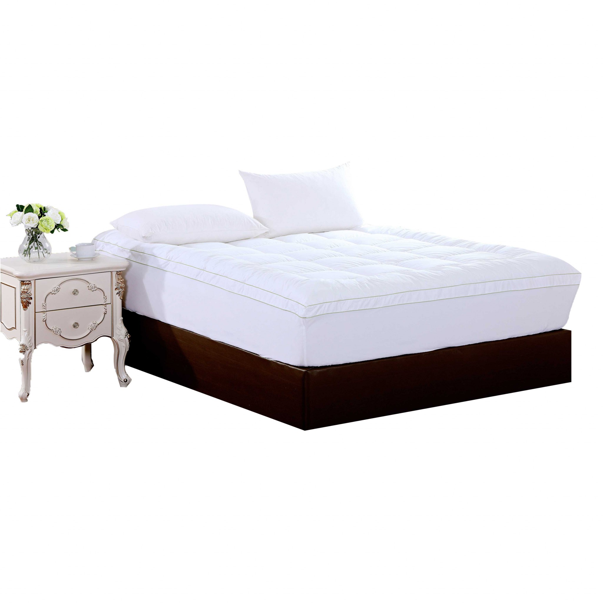 18" Square Quilted Accent King Piping Mattress Pad With Fitted Cover