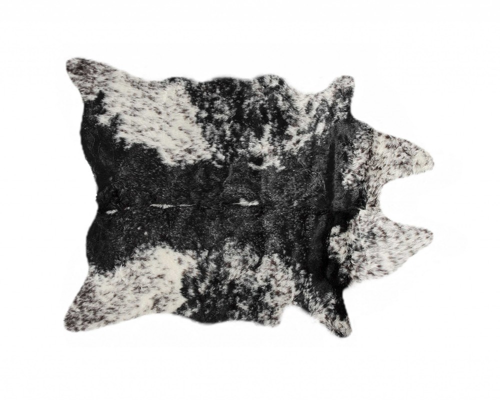 0.8" x 90" x 63" Acrylic Plush, Polyester S&P Black White Rug