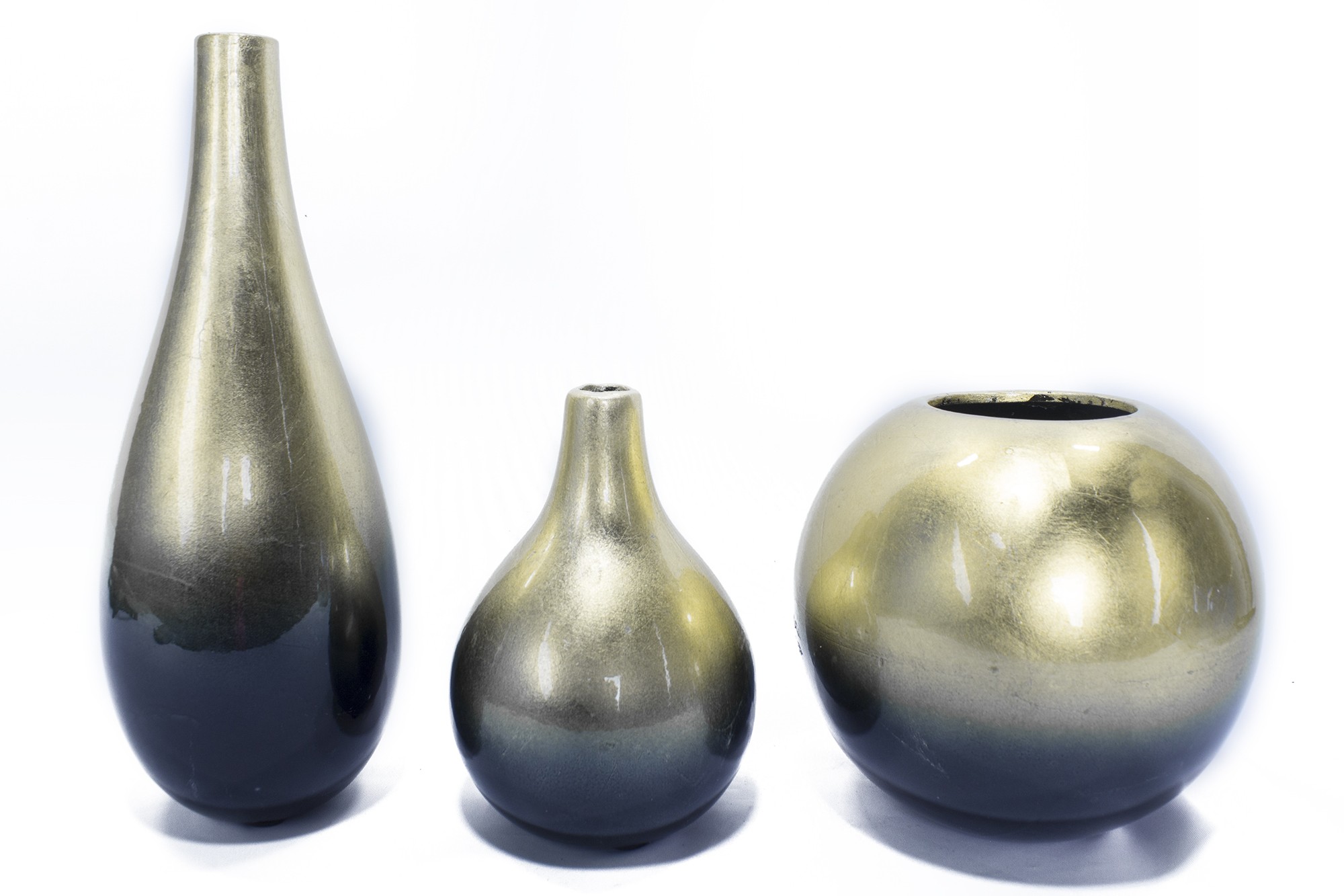 14" X 9.75" X 16" Black And Gold Ceramic Piece Vase Set