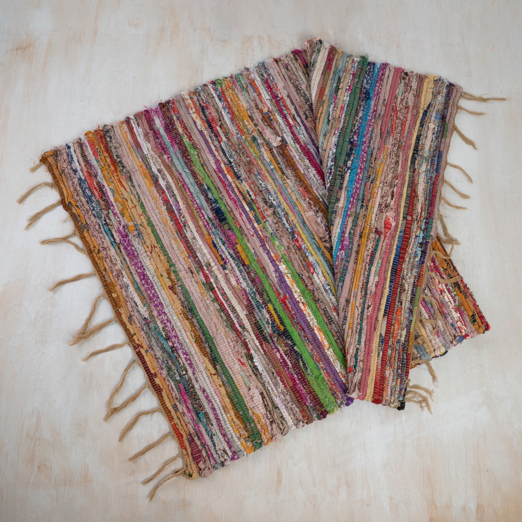 2' x 3' Rainbow Colors Jute Rag Fringe Scatter Rug