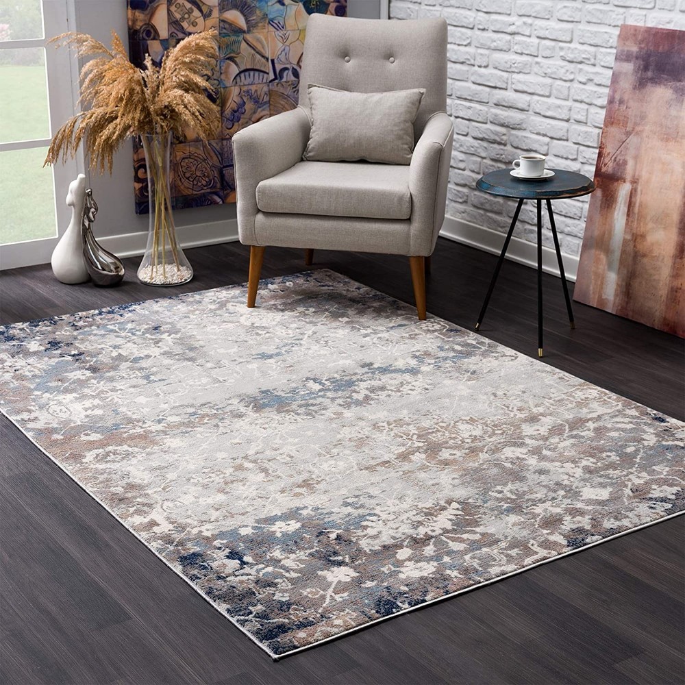 4 x 6 Navy and Beige Distressed Vines Area Rug
