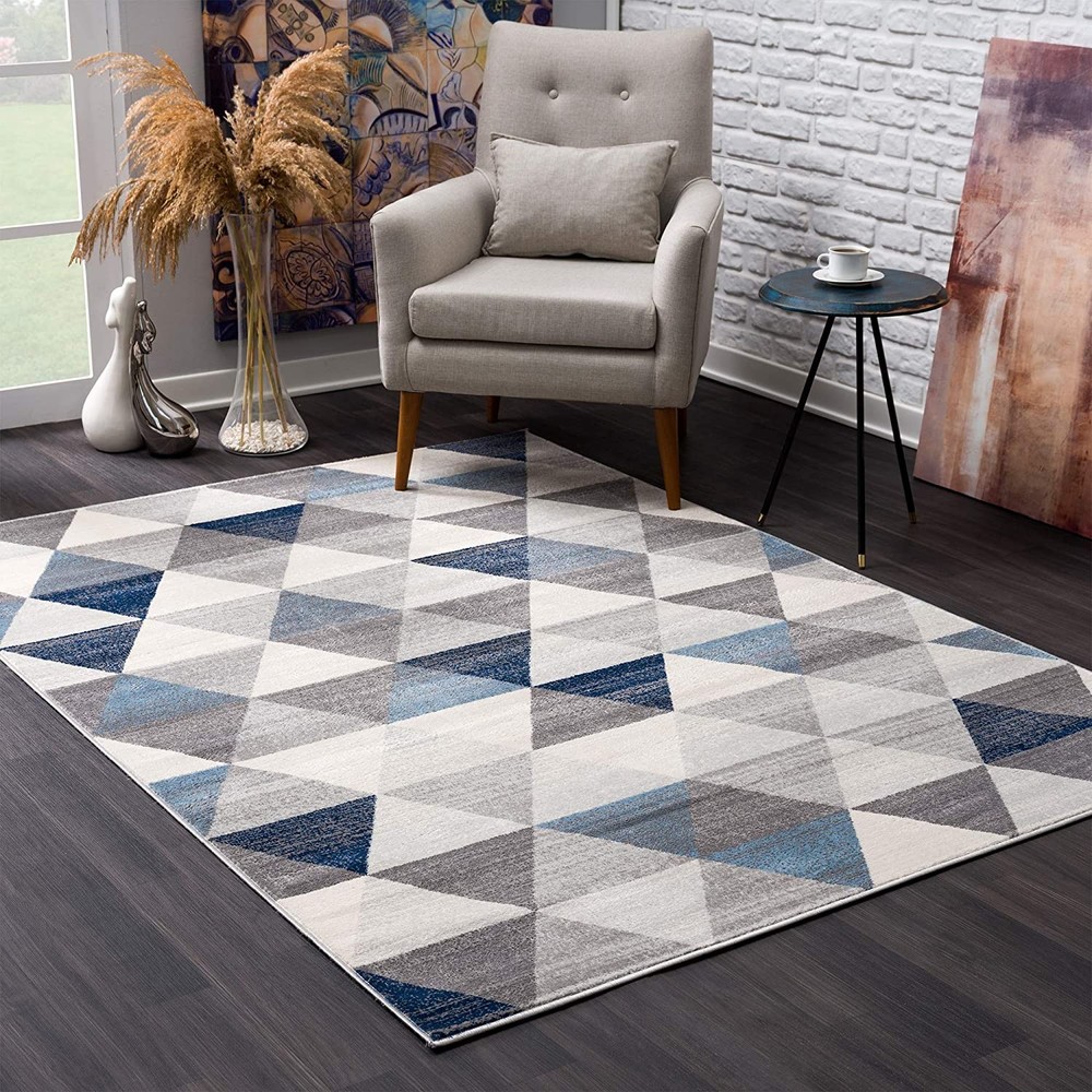 4 x 6 Navy Blue Geometric Diamond Area Rug