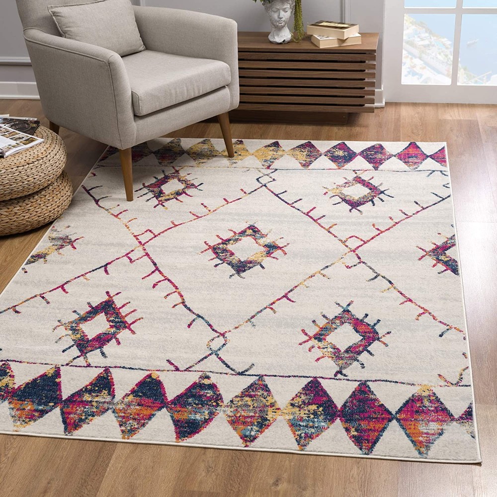 2 x 5 White Berber Pattern Area Rug