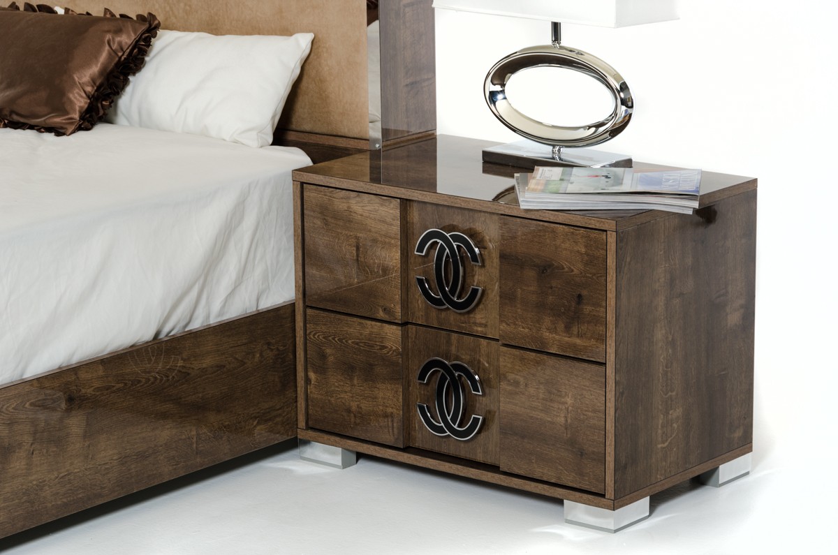 20" MDF Veneer and Chrome Nightstand