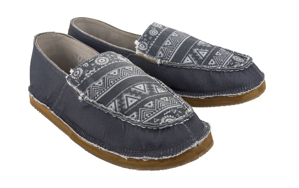 TuffRider Women Slip-On Canvas Graphix Shoes 8.5 Geo