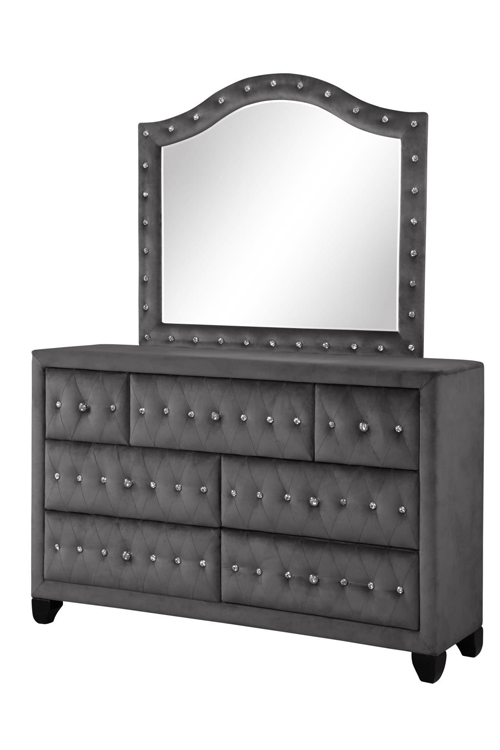 Josie Mirror, Gray