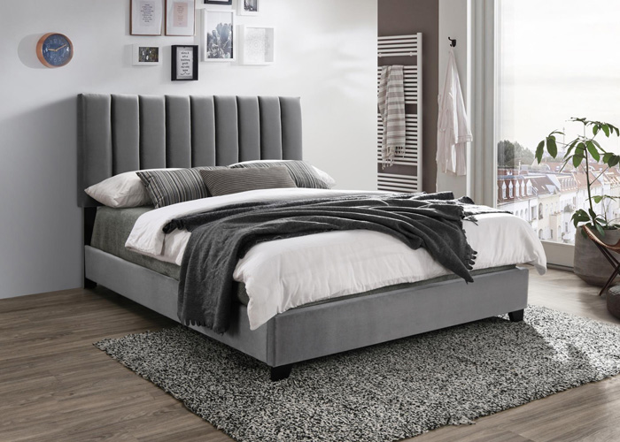 Bedroom Kimberly Panel Queen Bed, Silver