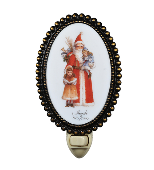 3.5"W Christmas Father Christmas & Friends Fused Oval Night Light