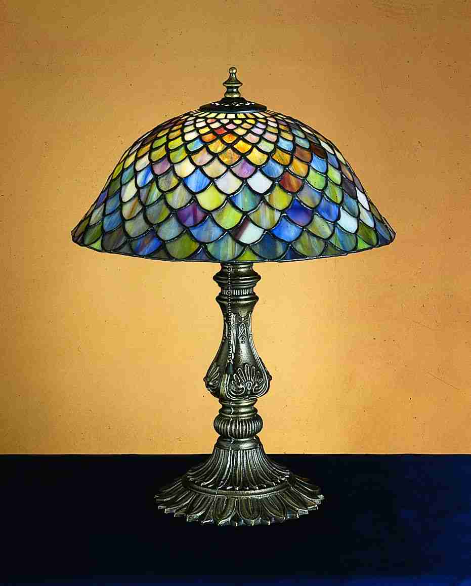 17"H Tiffany Fishscale Accent Lamp