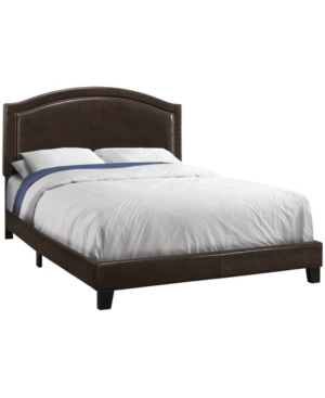 Bed - Queen Size / Classic  Leather-Look With Brass Trim