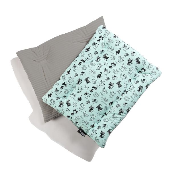 Comfy Mat Pet Bed - Teal Kittens