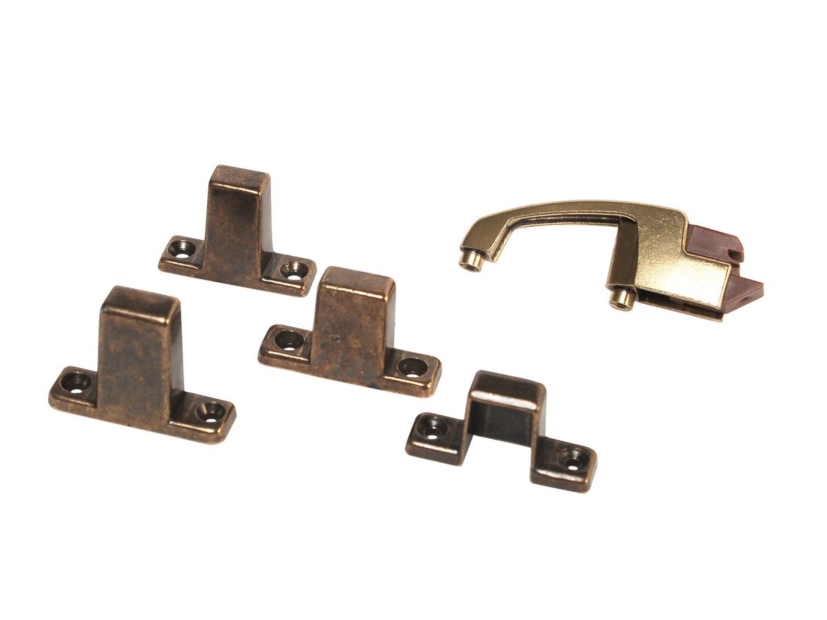 POSITIVE LATCH WITH 4 STRIKES TO FIT MOST DOORS  ANTIQUE FINISH