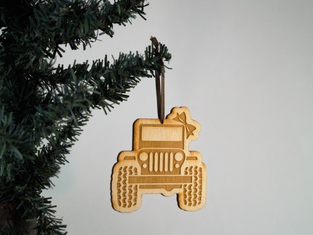 Unfinished Christmas Wood Ornament - Jeep with Bow