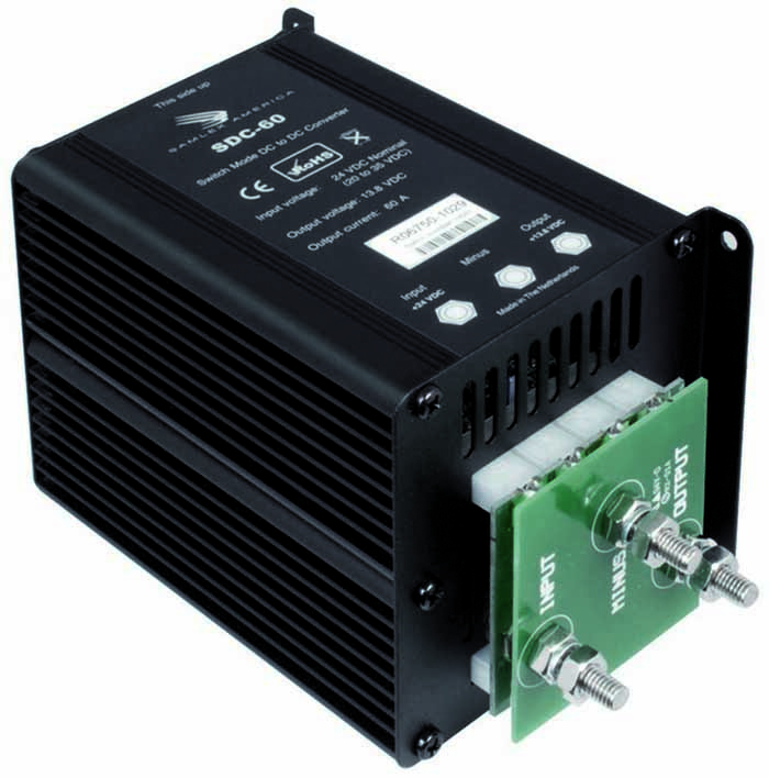 20-35 Vdc Input, 13.8 Vdc Output, 60 Amp Converter