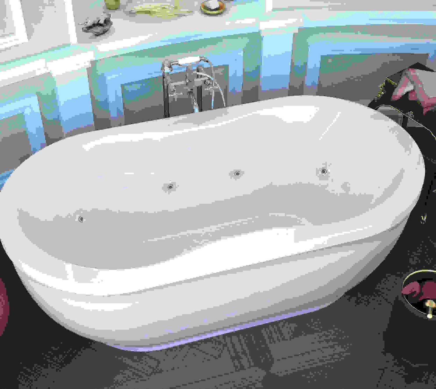 Velia 34 x 71 x 21 in. Oval Freestanding Whirlpool Jetted Bathtub