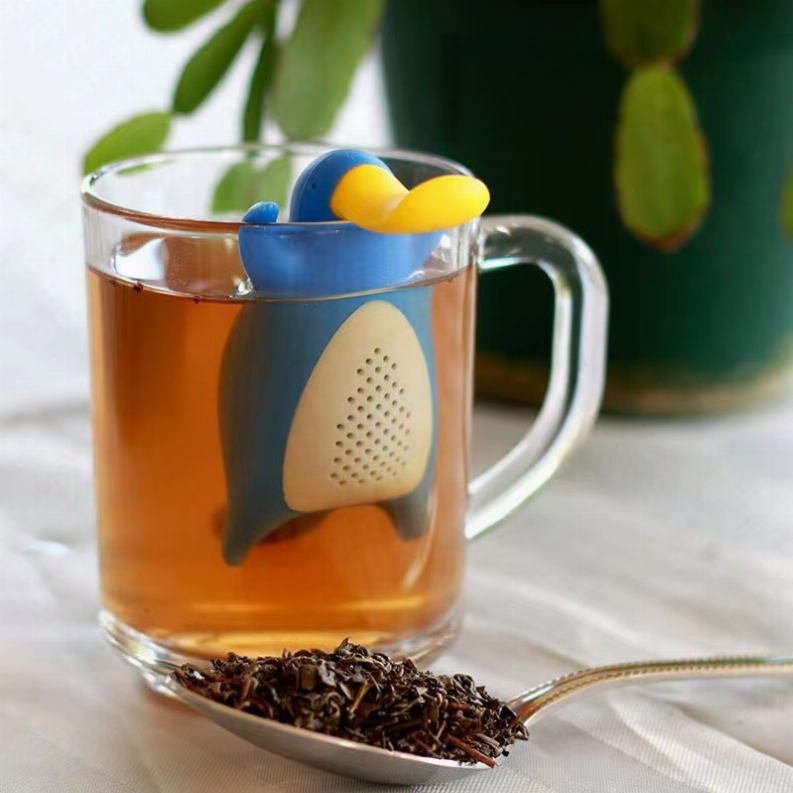 Tea Infuser - Silicone Tea Steeper In Funny Shape. Holds Loose Tea