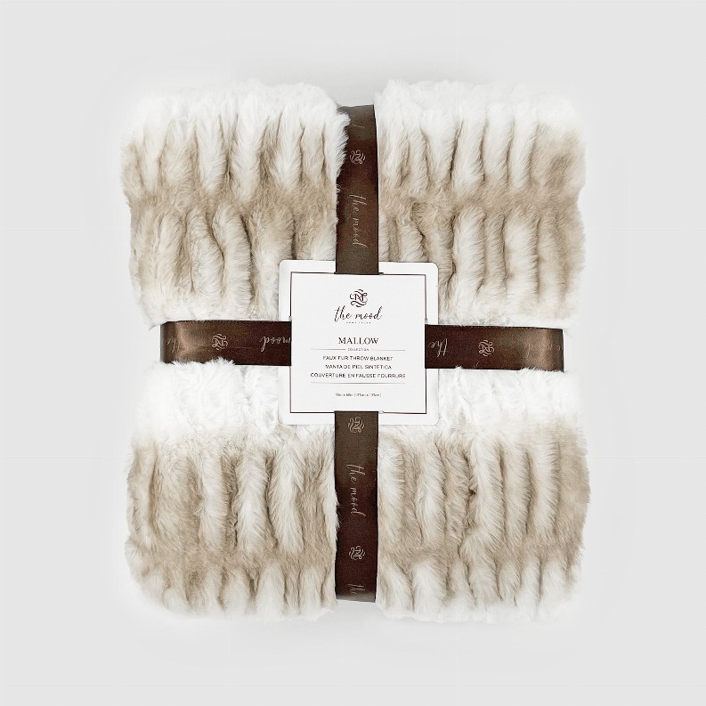 MALLOW FAUX FUR THROW