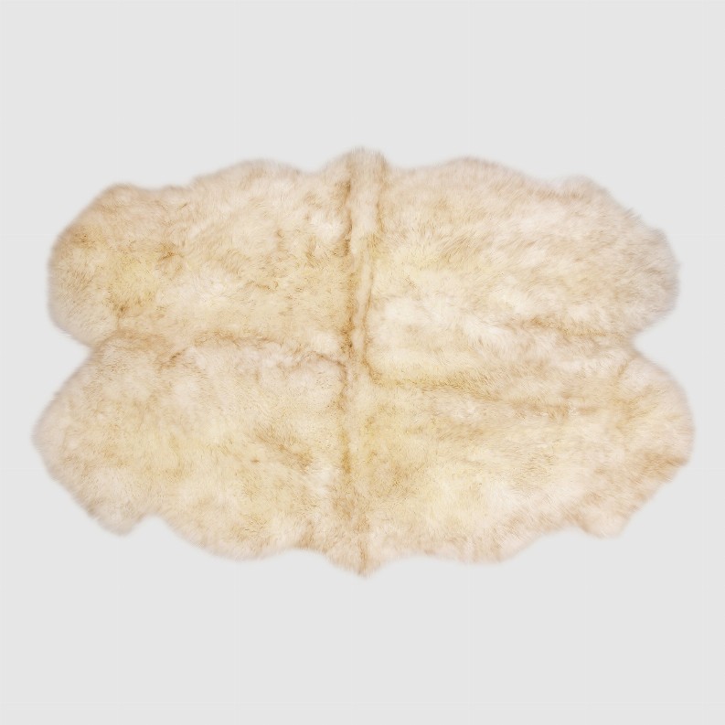 RUSTIC SHEEPSKIN QUARTO PELT RUG