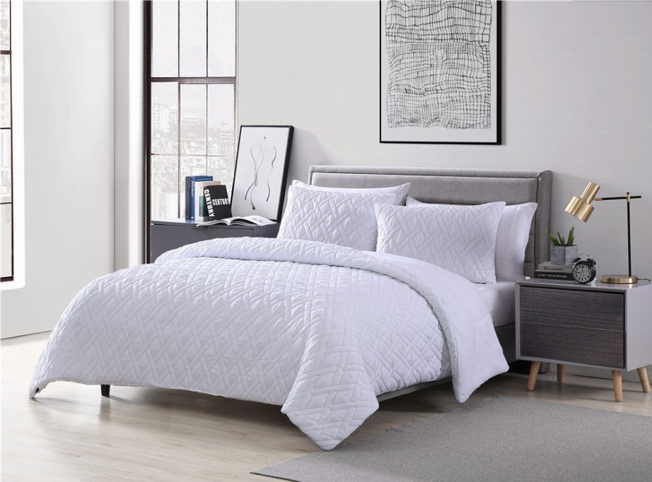 Larch 3 Piece Comforter Set - Queen White