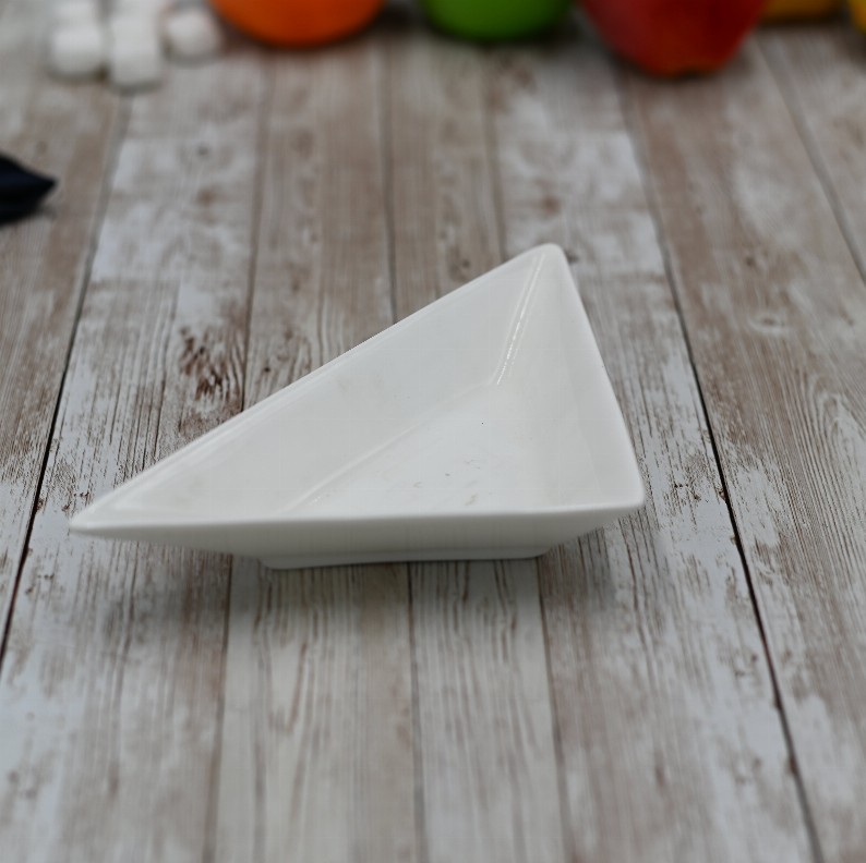 ( Set of 6 ) TRIANGULAR DISH 7.5" | 18.5 CM