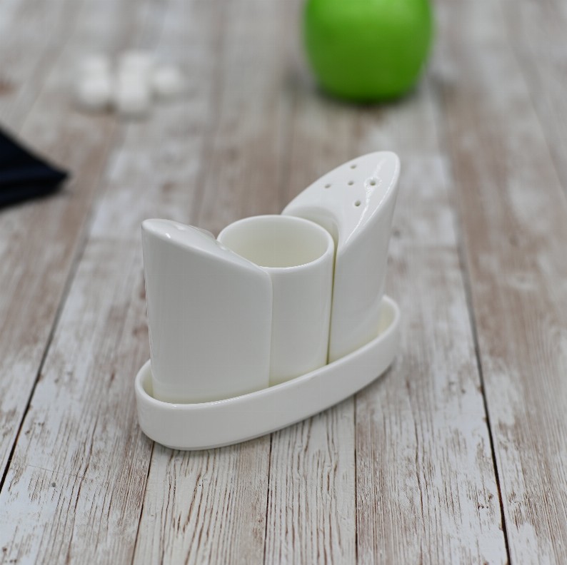 SALT & PEPPER SET